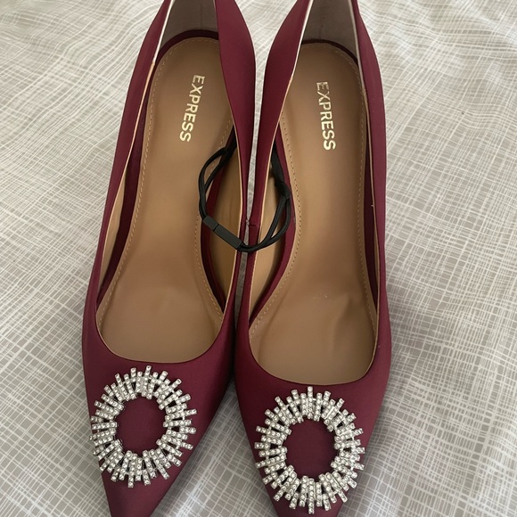 Express Shoes - Express Heels with Swarovski buckle